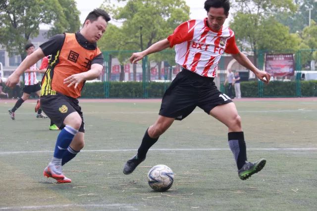 阿德托昆博：训练与比赛助力球队融合提升